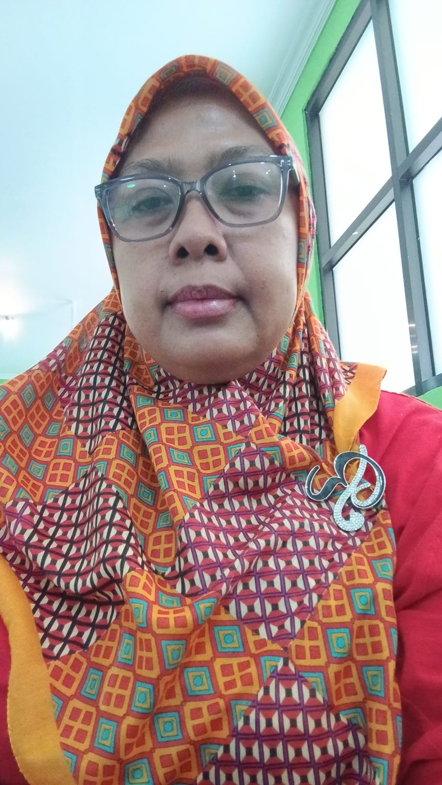 Reviyani Juliesti, M.Pd